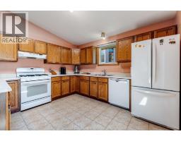 8418 Kingston - 9