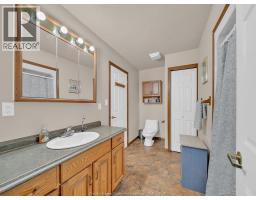 313 APPLEWOOD - 22