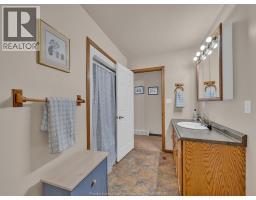 313 APPLEWOOD - 24