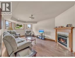 313 APPLEWOOD - 26