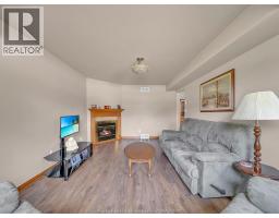 313 APPLEWOOD - 27