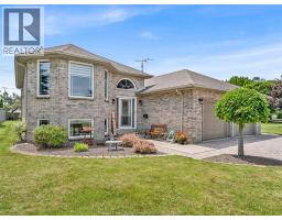 313 APPLEWOOD - 3