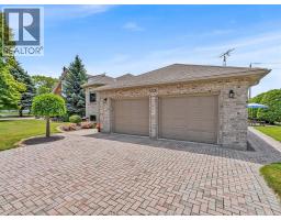 313 APPLEWOOD - 4