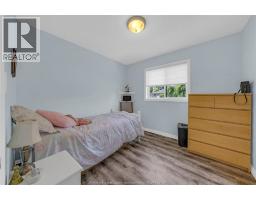 429 McLellan AVENUE - 15