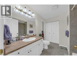 429 McLellan AVENUE - 17