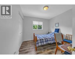 429 McLellan AVENUE - 23