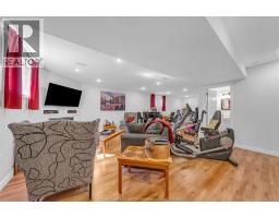 429 McLellan AVENUE - 26