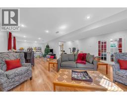 429 McLellan AVENUE - 28