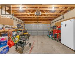 429 McLellan AVENUE - 34