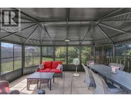 429 McLellan AVENUE - 40