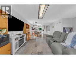 429 McLellan AVENUE - 8
