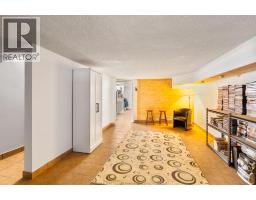 345 Robson ROAD UnitNo. 10 - 21