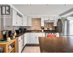 345 Robson ROAD UnitNo. 10 - 6