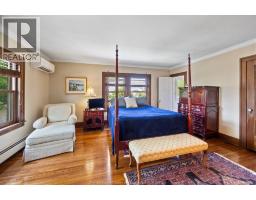 219 JEFFERSON - 33