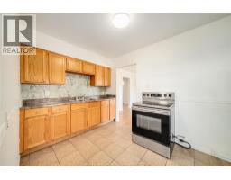 106-108 SHEPHERD STREET East - 34