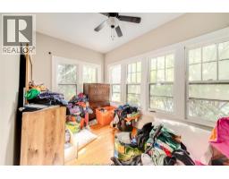 106-108 SHEPHERD STREET East - 38