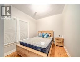 106-108 SHEPHERD STREET East - 41
