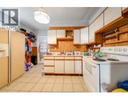 106-108 SHEPHERD STREET East - 45