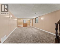 9688 CHESTNUT DRIVE - 21