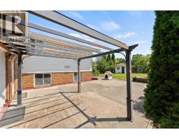 9688 CHESTNUT DRIVE - 32