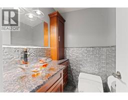 3740 OUELLETTE - 18