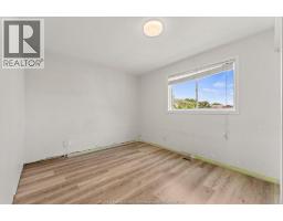 1320 HANSEN CRESCENT - 18