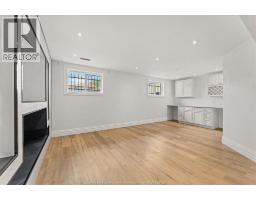 1320 HANSEN CRESCENT - 20