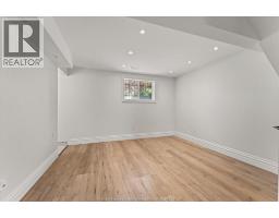 1320 HANSEN CRESCENT - 24
