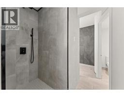 1320 HANSEN CRESCENT - 26