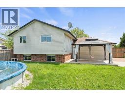 1320 HANSEN CRESCENT - 28