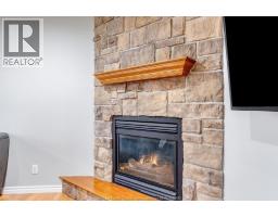 1520 Maple - 21