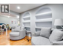 1520 Maple - 23