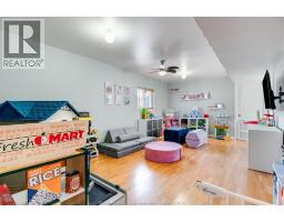 1520 Maple - 24