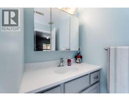 1520 Maple - 28