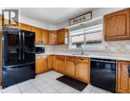 1520 Maple - 6