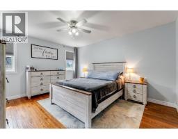 1520 Maple - 9