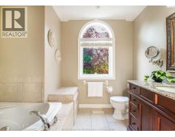 128 Pheasant Run DRIVE - 23