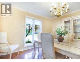128 Pheasant Run DRIVE - 8