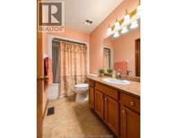 1637 ST. CLAIR AVENUE - 12