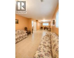 1637 ST. CLAIR AVENUE - 19