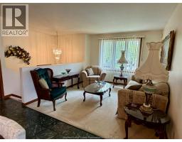 1637 ST. CLAIR AVENUE - 8