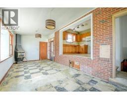 209 SANDWICH STREET North - 26