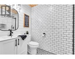 112 FAY COURT - 24