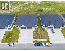 176 McLellan AVENUE - 4