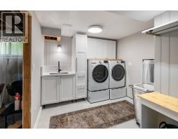 147 HYDE PARK ROAD - 36