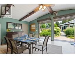 69 KAEL CRESCENT - 38