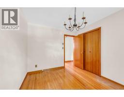 2383 WOODLAWN - 25