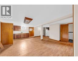 2383 WOODLAWN - 44