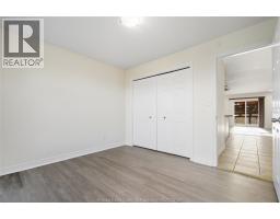 1039 CLOVER - 12