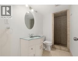1039 CLOVER - 20